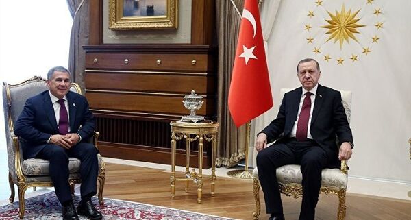 Президент Турции Реджеп Тайип Эрдоган принял главу Татарстана Рустама Минниханова - Sputnik Азербайджан