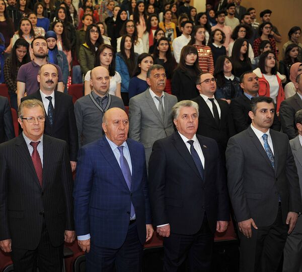Bakı Mühəndislik Universitetində “31 mart Soyqırımı” ilə əlaqədar olaraq tədbir keçirilib Bakı Mühəndislik Universitetində “31 mart Soyqırımı” ilə əlaqədar olaraq tədbir keçirilib - Sputnik Azərbaycan