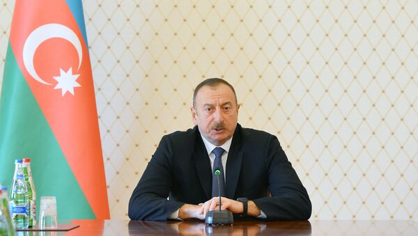 Ильхам Алиев встретился с группой военнослужащих в связи с годовщиной апрельских побед Азербайджанской армии - Sputnik Азербайджан