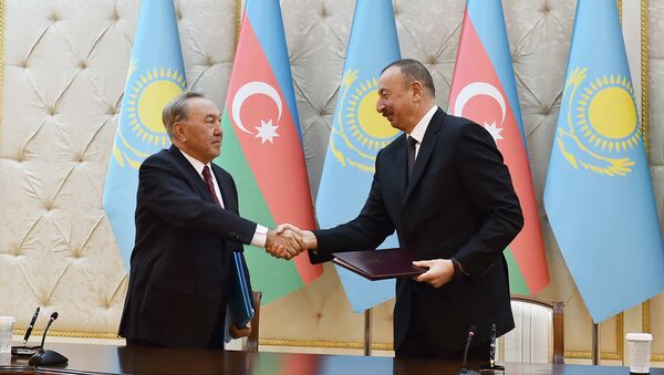 Ильхам Алиев и Нурсултан Назарбаев, фото из архива - Sputnik Азербайджан