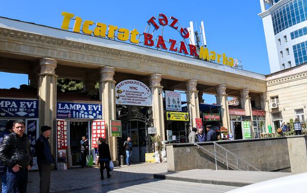 Təzə Bazar Ticarət Mərkəzində yanğın - Sputnik Azərbaycan