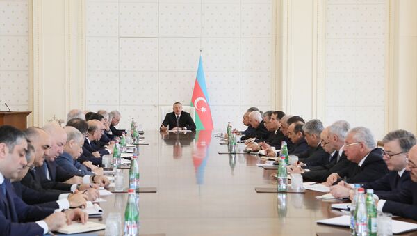 Под председательством президента Азербайджана Ильхама Алиева прошло заседание Кабинета министров - Sputnik Азербайджан