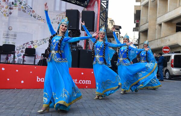 Открытие Бакинского шопинг-фестиваля - Sputnik Азербайджан