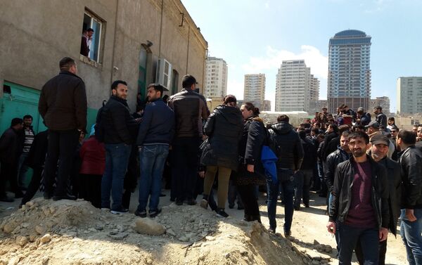 Ситуация возле мечети Гаджи Джавада в Баку - Sputnik Азербайджан