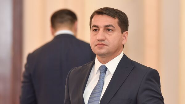 Заместитель заведующего отделом по внешней политике администрации президента Азербайджана Хикмет Гаджиев - Sputnik Азербайджан