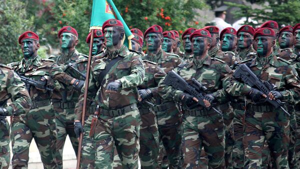 Силы специальных операций Азербайджана на военном параде 2011 года - Sputnik Азербайджан