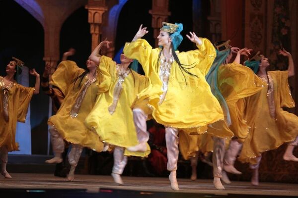 Балет Девичья башня на сцене Азербайджанского государственного академического театра оперы и балета - Sputnik Азербайджан