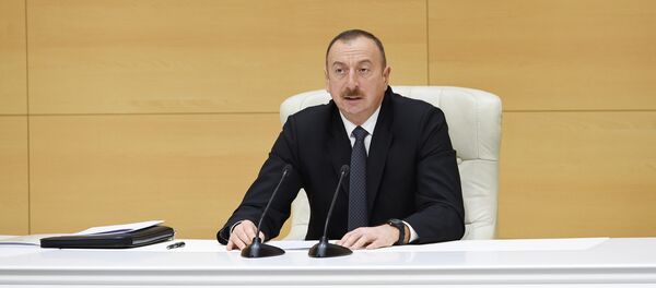 Выступление Ильхама Алиева на республиканском совещании ненефтяных экспортеров, Евлах, 17 апреля 2017 года Выступление Ильхама Алиева на республиканском совещании ненефтяных экспортеров, Евлах, 17 апреля 2017 года - Sputnik Азербайджан