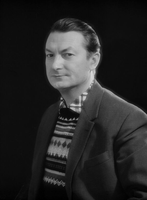 Георгий Михайлович Вицин (1917-2001), актер Московского драматического театра имени М.Н.Ермоловой, заслуженный артист РСФСР Георгий Михайлович Вицин (1917-2001), актер Московского драматического театра имени М.Н.Ермоловой, заслуженный артист РСФСР - Sputnik Азербайджан