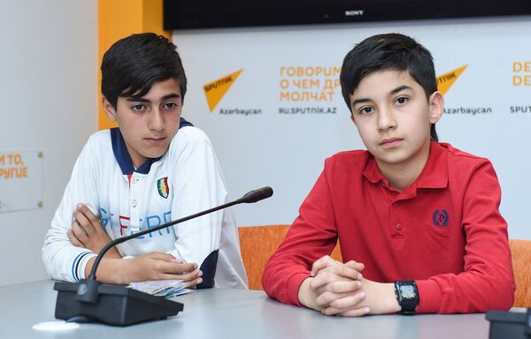Пресс-конеференция представителей проекта Футбол для дружбы в мультимедийном пресс-центре Sputnik Азербайджан - Sputnik Азербайджан