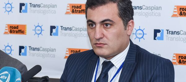 Заведующий отделом по связям с общественностью и агитации Бакинского транспортного агентства при Кабинете министров АР Маис Агаев Заведующий отделом по связям с общественностью и агитации Бакинского транспортного агентства при Кабинете министров АР Маис Агаев - Sputnik Азербайджан