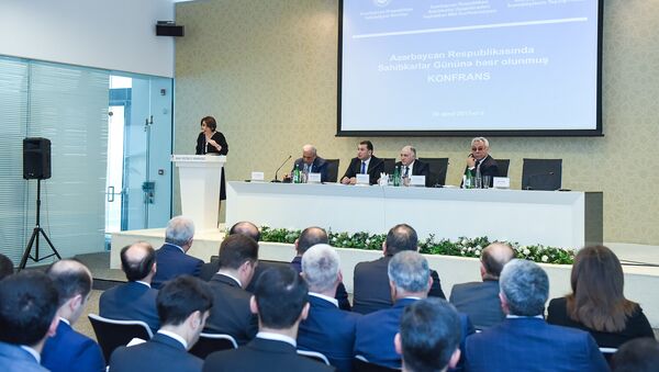 Конференция, посвященная Дню предпринимателей - Sputnik Азербайджан
