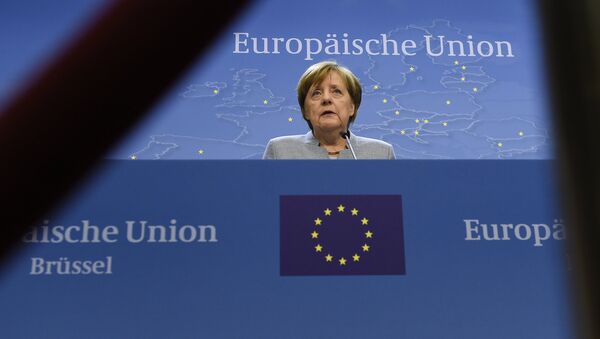 Канцлер Германии Ангела Меркель на пресс-конференции по итогам саммита ЕС, в Брюссель, 29 апреля 2017 года - Sputnik Азербайджан