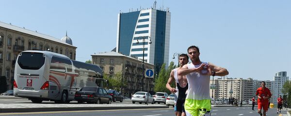 В Баку прошел марафон под лозунгом Победи ветер - Sputnik Азербайджан