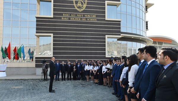 İlham Əliyev Bakı Ali Neft Məktəbinin kampusunun açılışında iştirak edib - Sputnik Azərbaycan