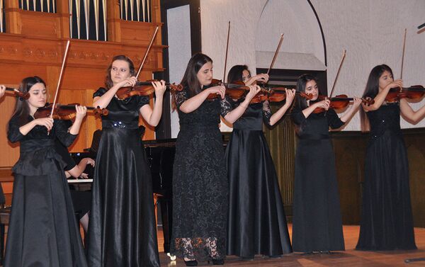 Концерт студентов Бакинской музыкальной академии имени Узеира Гаджибейли - Sputnik Азербайджан