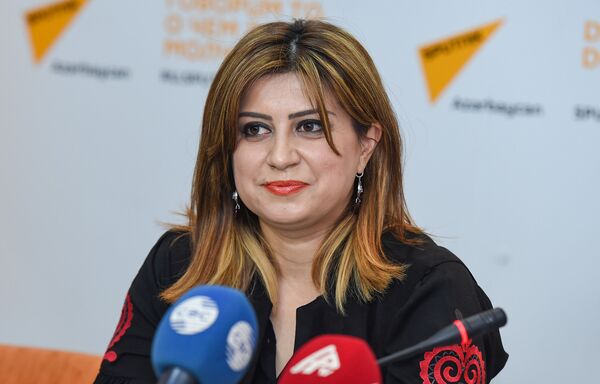 Преподаватель Хошгедем Мехтиевой Матанат Гасанова Преподаватель Хошгедем Мехтиевой Матанат Гасанова - Sputnik Азербайджан