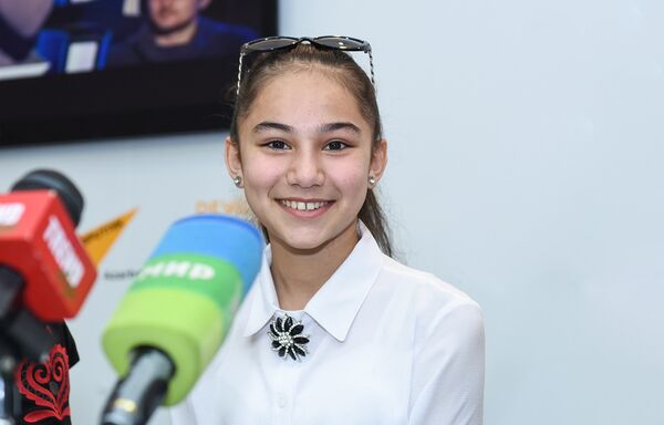 Азербайджанская участница музыкального конкурса Ты супер! Хошгедем Мехтиева Азербайджанская участница музыкального конкурса Ты супер! Хошгедем Мехтиева - Sputnik Азербайджан