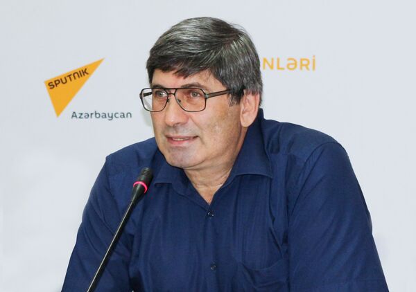 Руководитель информационного агентства Sputnik Азербайджан Азиз Алиев Руководитель информационного агентства Sputnik Азербайджан Азиз Алиев - Sputnik Азербайджан