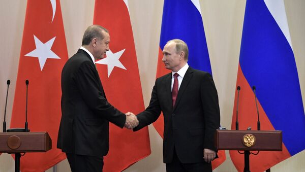 Vladimir Putin və Rəcəb Tayyip Ərdoğanın görüşü, arxiv şəkli - Sputnik Azərbaycan