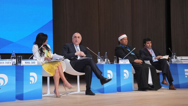 Министр иностранных дел АР Эльмар Мамедъяров на панельной сессии в рамках IV Всемирного форума по межкультурному диалогу - Sputnik Азербайджан