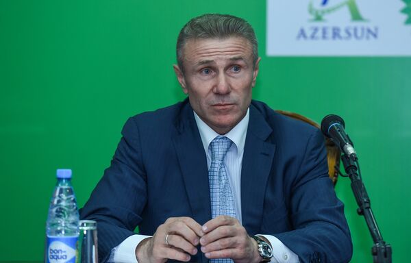 Президент Национального олимпийского комитета Украины Сергей Бубка Президент Национального олимпийского комитета Украины Сергей Бубка - Sputnik Азербайджан