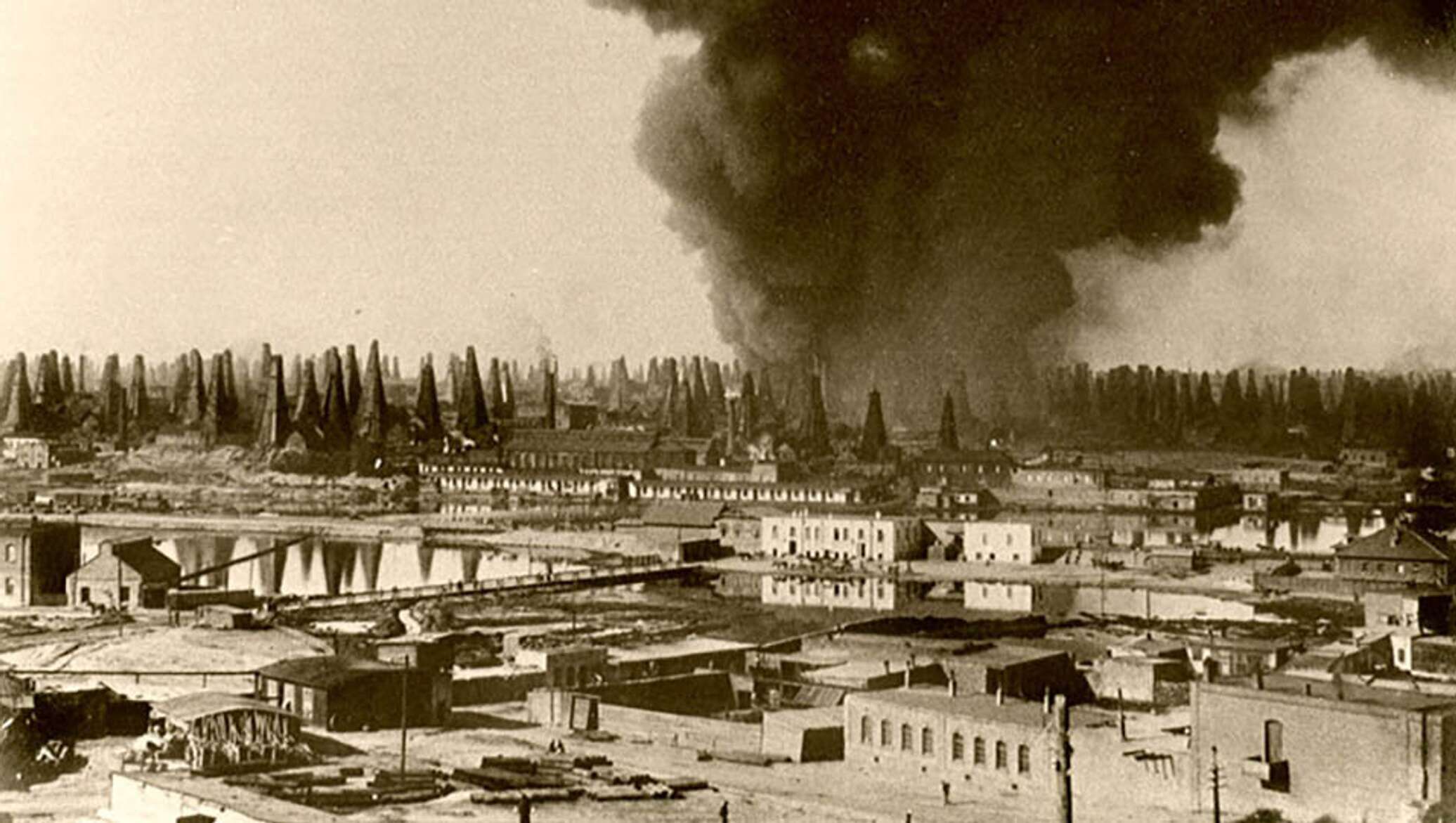 Балаханы. Поселок Балаханы Азербайджан. Баку Балаханы 1910. Сураханы Баку. Сураханы Баку нефть.