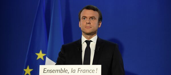 Избранный президент Франции Эммануэль Макрон Избранный президент Франции Эммануэль Макрон - Sputnik Азербайджан