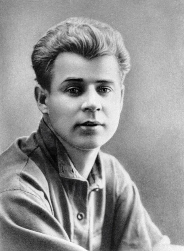 Сергей Есенин Сергей Есенин - Sputnik Азербайджан