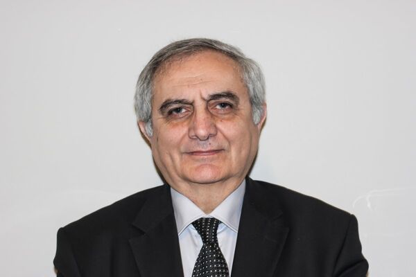Sabit Bağırov Sabit Bağırov - Sputnik Azərbaycan
