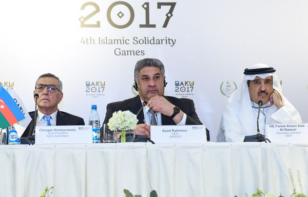 IV İslam Həmrəyliyi Oyunlarının açılış mərasimi öncəsi mətbuat konfransı IV İslam Həmrəyliyi Oyunlarının açılış mərasimi öncəsi mətbuat konfransı - Sputnik Azərbaycan