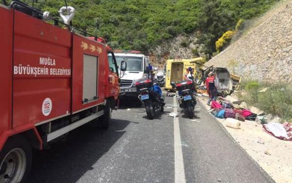 Место аварии на трассе Мугла-Анталья на юго-западе Турции - Sputnik Азербайджан
