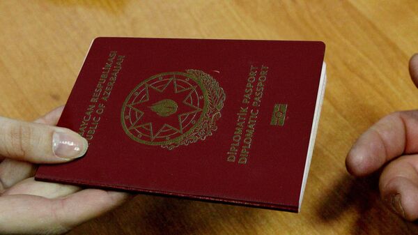Diplomatik pasport, arxiv şəkli - Sputnik Azərbaycan