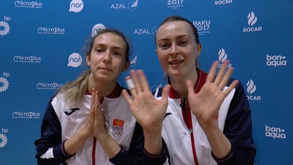 Женская сборная Кыргызстана по волейболу передает привет из Баку - Sputnik Азербайджан