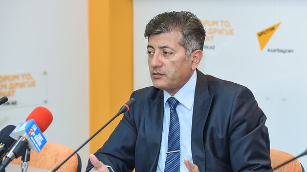 Директор Центра нефтяных исследований Ильхам Шабан - Sputnik Azərbaycan