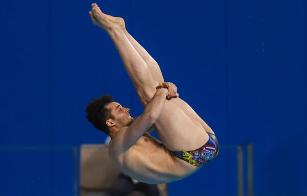 Финалы соревнований по прыжкам в воду с 10 метров IV Игр Исламской солидарности - Sputnik Азербайджан