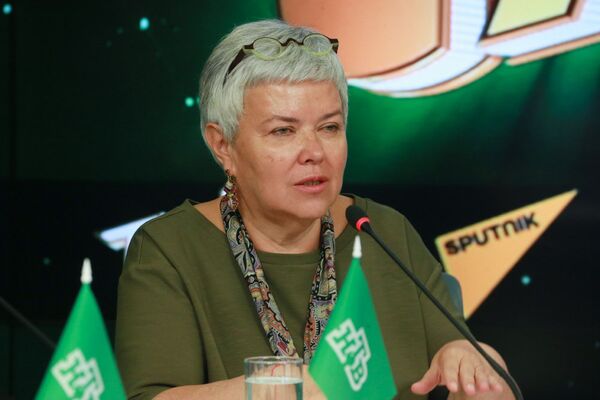 Главный редактор МИА Россия сегодня Елена Чепурных Главный редактор МИА Россия сегодня Елена Чепурных - Sputnik Азербайджан