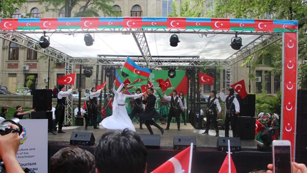 Дни культуры пяти стран, принимающих участие в IV Играх исламской солидарности, прошли в Баку - Sputnik Азербайджан