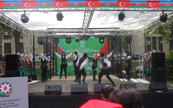 Дни культуры пяти стран, принимающих участие в IV Играх исламской солидарности, прошли в Баку - Sputnik Азербайджан