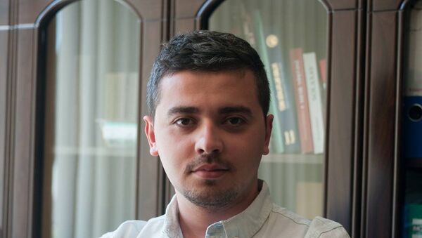 Редактор сайта Minval.az Эмиль Мустафазаде - Sputnik Азербайджан