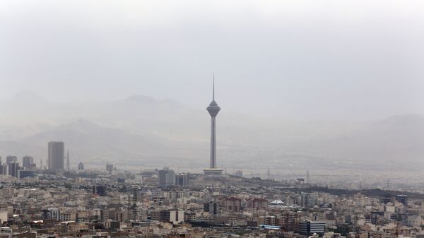Вид на Тегеран, столицу Ирана, фото из архива - Sputnik Азербайджан