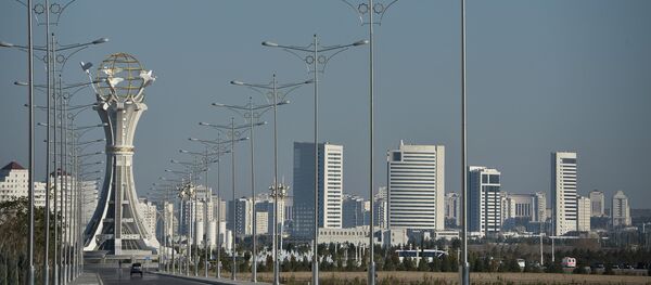 Монумент Благополучие (Акбугдай) в Ашхабаде. Монумент Благополучие (Акбугдай) в Ашхабаде. - Sputnik Азербайджан