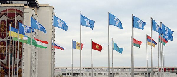 Флаги СНГ, фото из архива - Sputnik Азербайджан