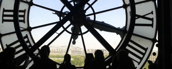 Силуэты людей, фото из архива Силуэты людей, фото из архива - Sputnik Азербайджан