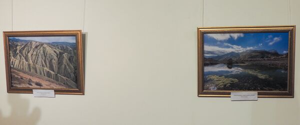 Рустам Гусейнов Разноцветные горы Хызы и Денис Свечников Рассвет на озере Чянлибель в Гусарском районе Рустам Гусейнов Разноцветные горы Хызы и Денис Свечников Рассвет на озере Чянлибель в Гусарском районе - Sputnik Азербайджан