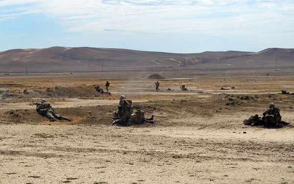 Silahlı Qüvvələrin motoatıcı taborunun NATO qiymətləndirməsi üzrə təlimi başa çatıb - Sputnik Azərbaycan