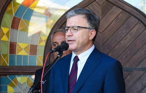 Министр экологии и природных ресурсов Гусейнгулу Багиров Министр экологии и природных ресурсов Гусейнгулу Багиров - Sputnik Азербайджан