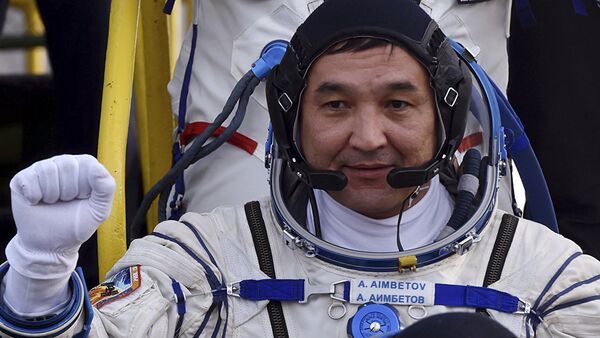 Казахстанский космонавт Айдын Аимбетов - Sputnik Азербайджан