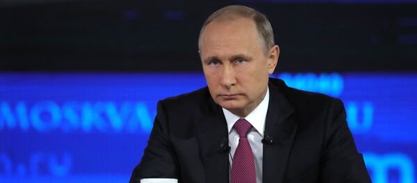 Прямая линия с президентом РФ В. Путиным - Sputnik Азербайджан