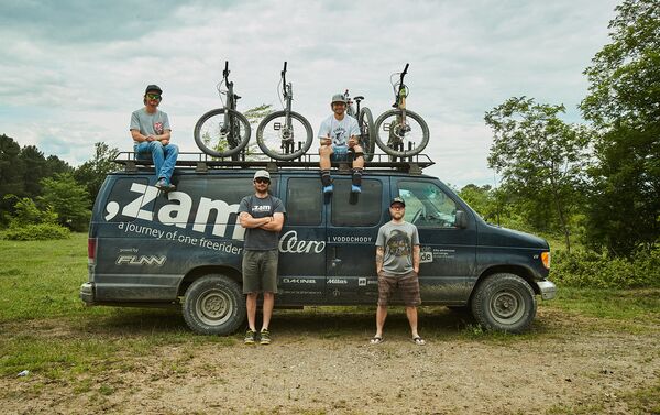 Чешская группа вело-байкеров Zam побывала в Азербайджане - Sputnik Азербайджан